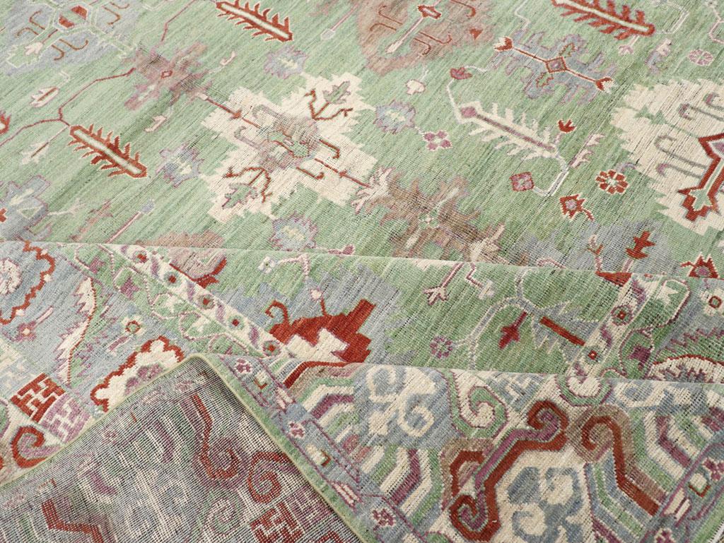 Tapis Khotan du Turkestan oriental du 21e siècle en vente 1