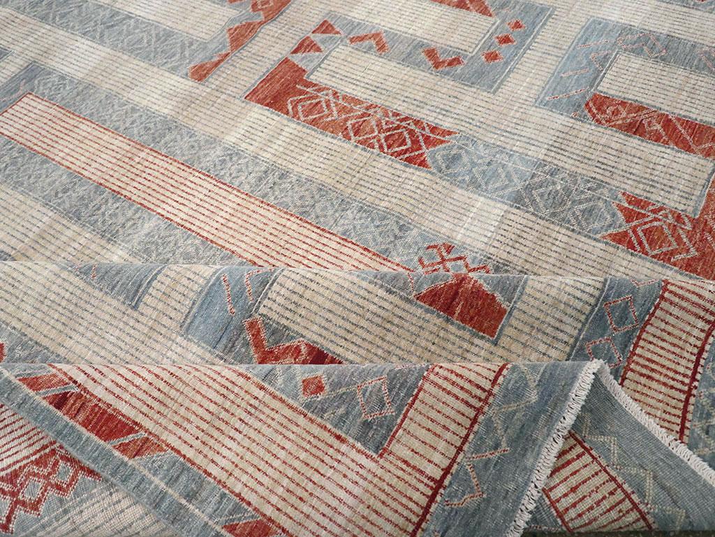 Tapis Khotan du Turkestan oriental du 21e siècle en vente 2