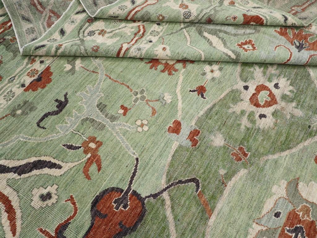 Tapis Khotan du Turkestan oriental du 21e siècle en vente 2