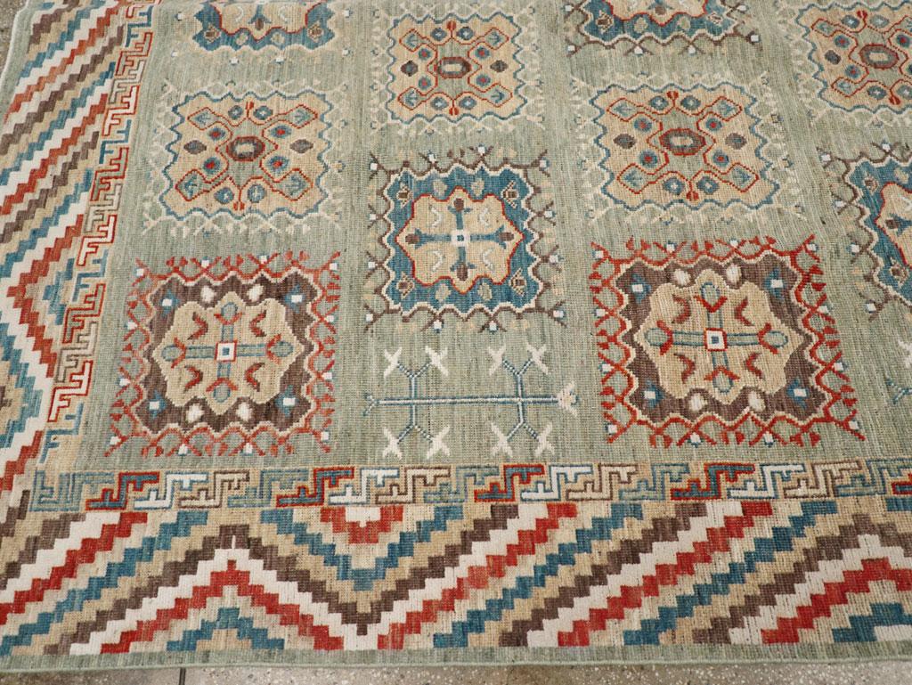 XXIe siècle et contemporain Tapis Khotan du Turkestan oriental du 21e siècle, de petite taille en vente