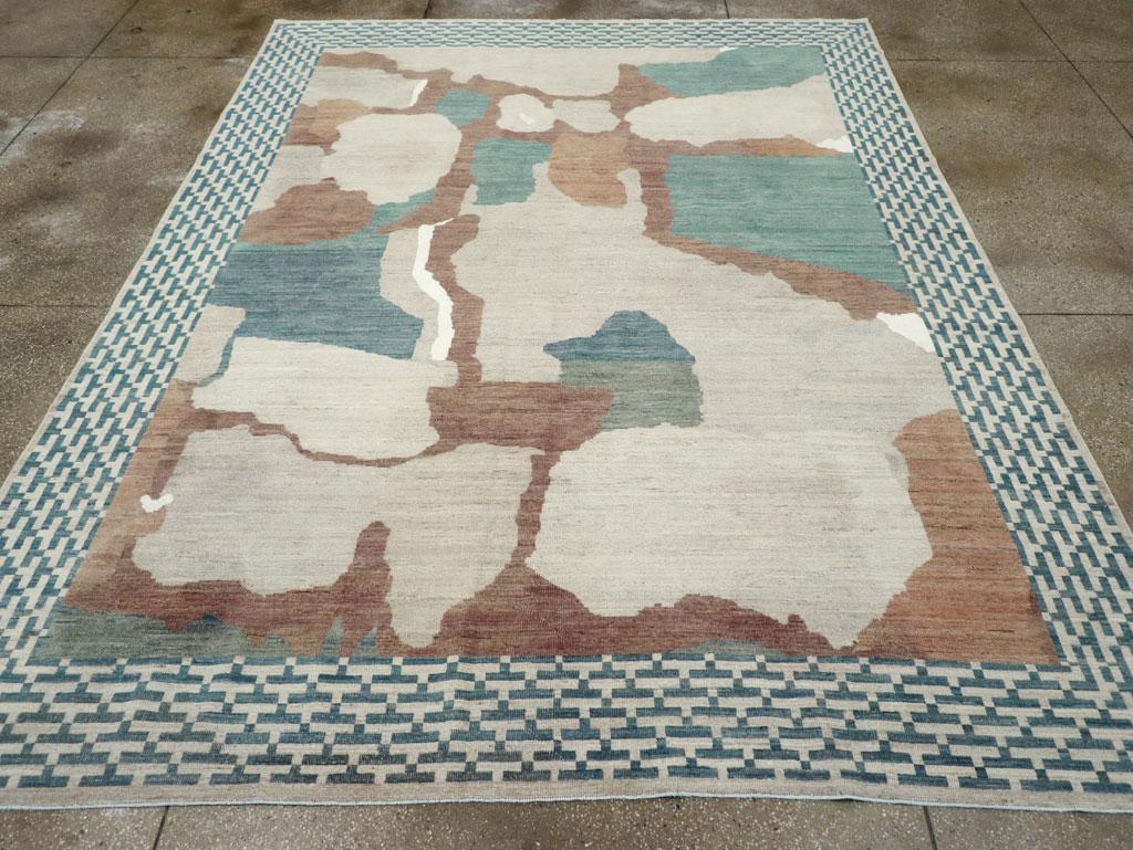 Tapis moderne du Turkestan oriental Khotan, fabriqué à la main au cours du 21e siècle.

Mesures : 9' 1