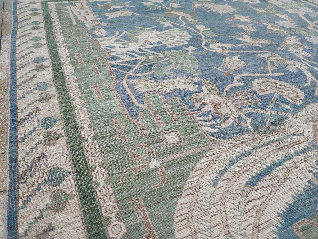 Turkestan orientale Tappeto del 21° secolo del Turkestan Orientale con immagini di Khotan, dimensioni della stanza in vendita