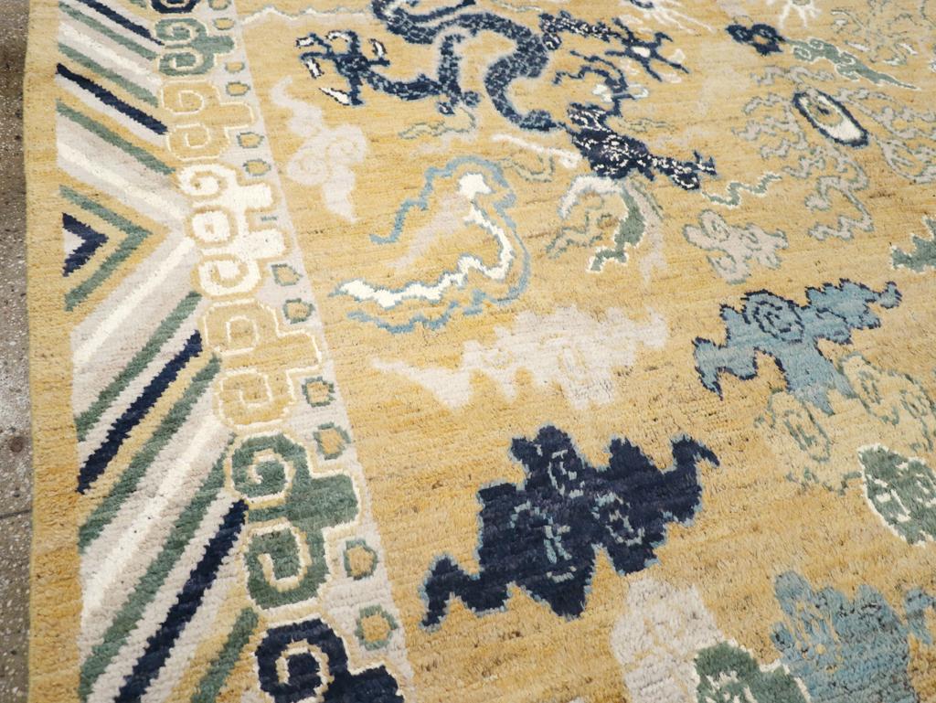 Noué à la main Tapis Khotan pictural du Turkestan oriental du 21e siècle en vente