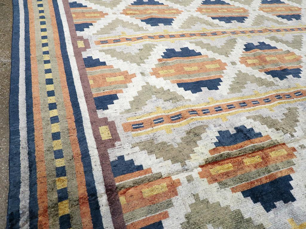 Noué à la main Tapis du XXIe siècle en soie du Turkestan oriental Khotan en vente