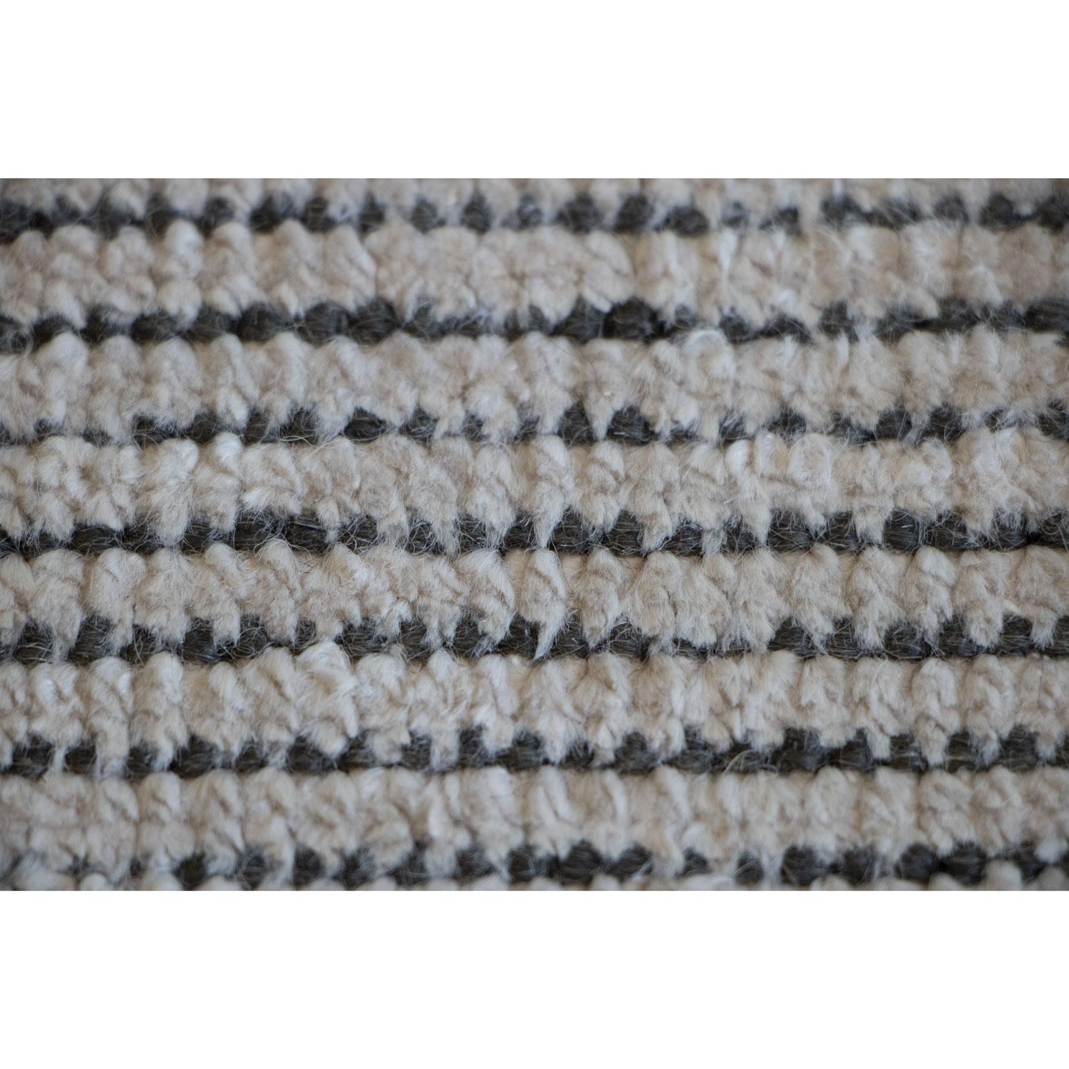Hand-Woven 21st Cent Eco-Friendly Velvety White Rug by Deanna Comellini In Stock 200x300 cm For Sale