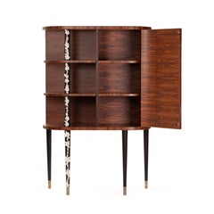 Armario Edén del siglo XXI en Kingwood, porcelana, latón, Hebanon Studio, Italia