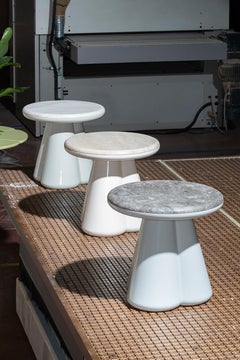 21ème siècle Elena Salmistraro Tabouret Table basse Classic Travertin Polyuréthane