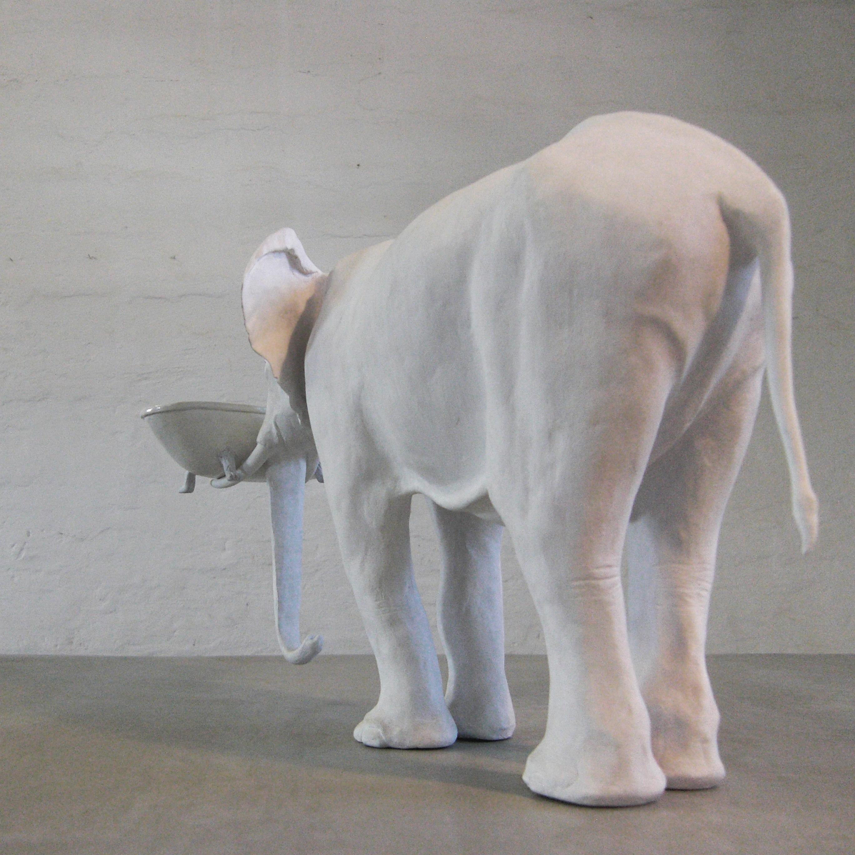 21st Century Elephant with Tub Sculpture by Marcantonio, Painted White Bronze In New Condition For Sale In Cesena, IT