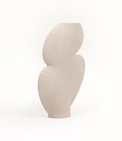 Vaso Ellipse N°1 del 21° secolo in ceramica bianca, realizzato a mano in Francia