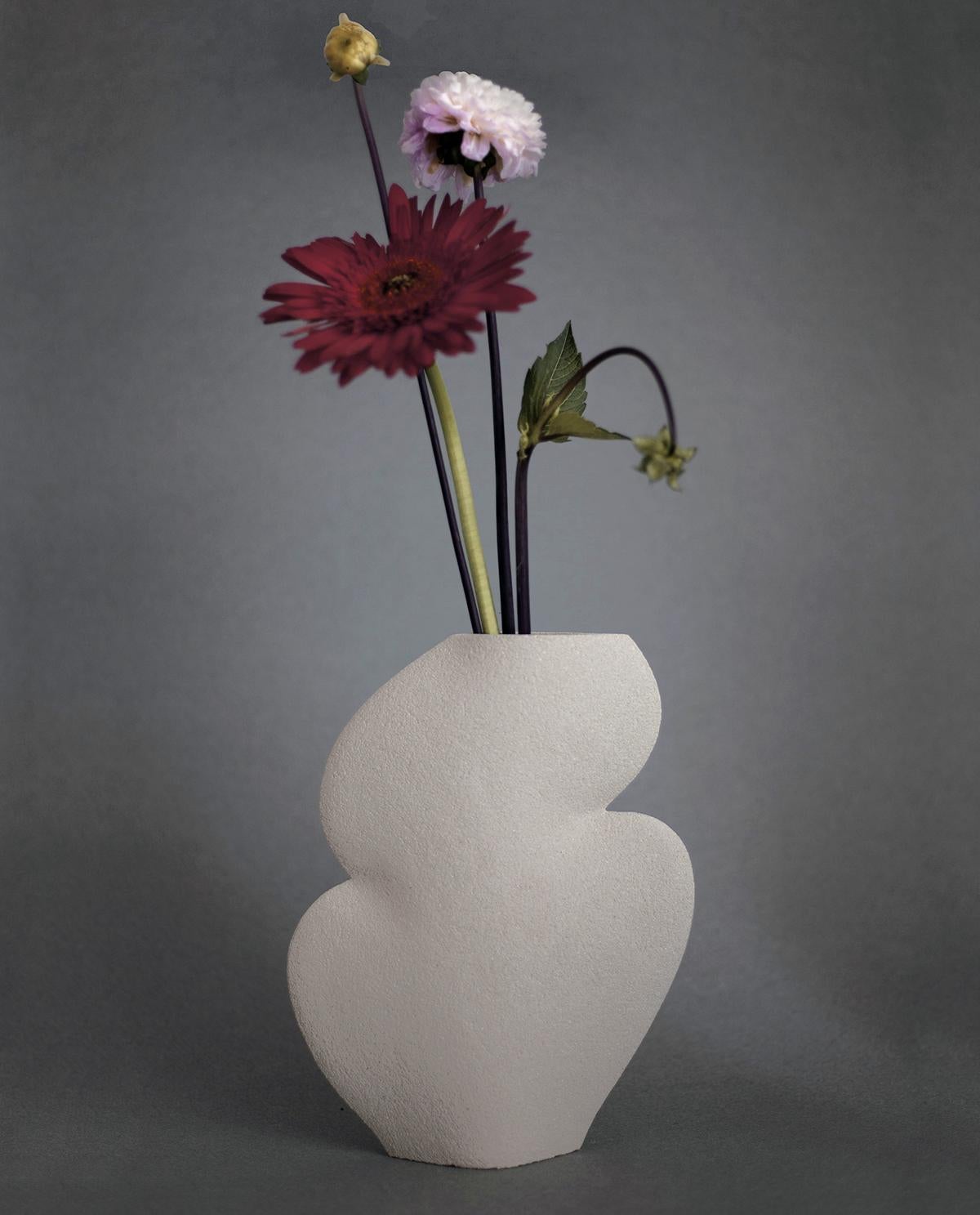 European 21st Century Ellipse N°1 Vase in White Ceramic, Hand-Crafted in France For Sale