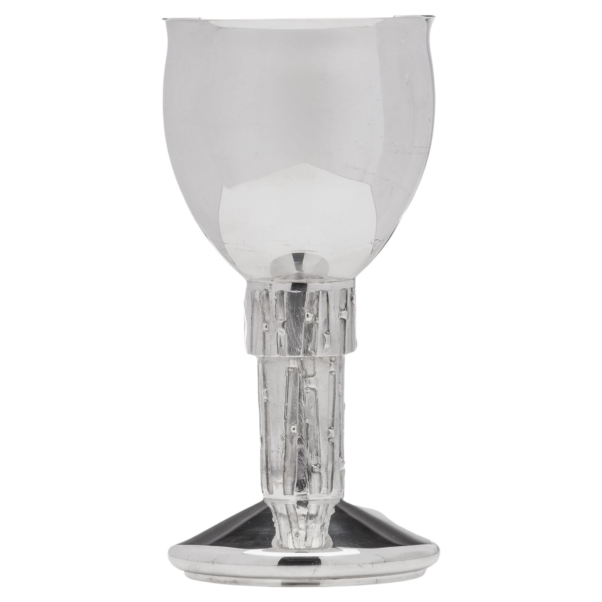British 21st-century English Silversmith Brian Asquith 925 sterling silver goblet  For Sale