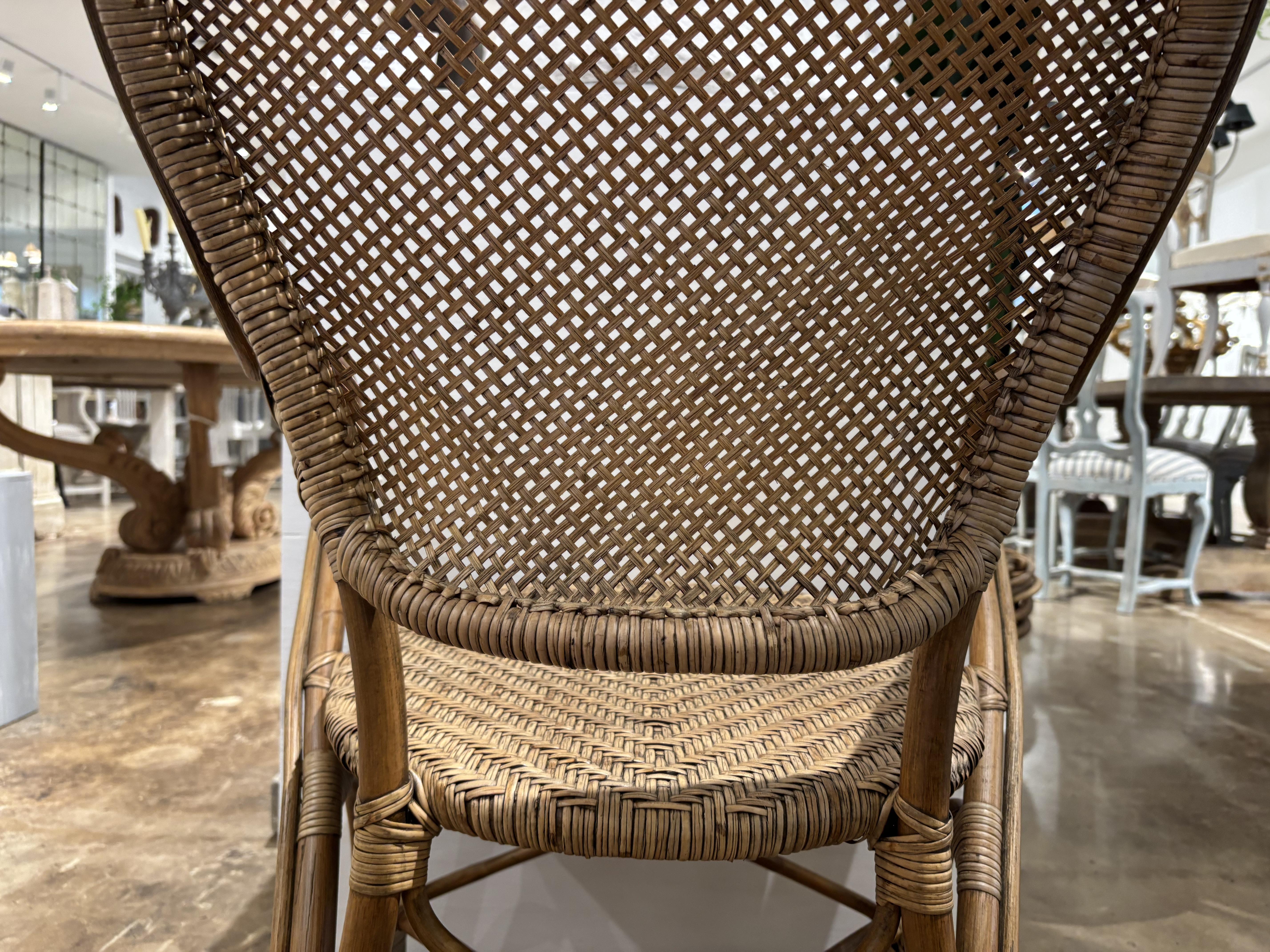 Européen Fauteuil Adelphia en rotin européen du 21e siècle en vente