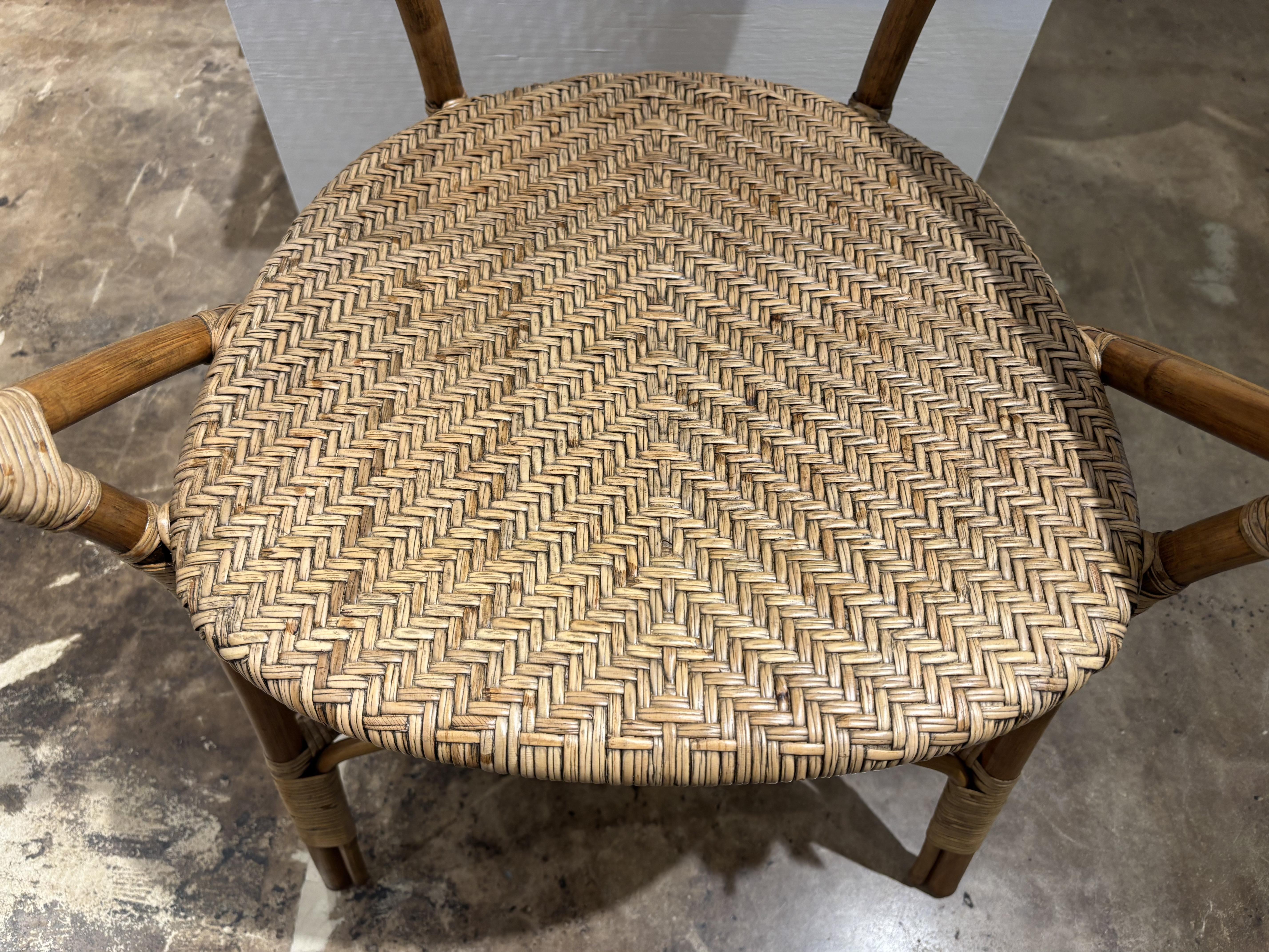 XXIe siècle et contemporain Fauteuil Adelphia en rotin européen du 21e siècle en vente