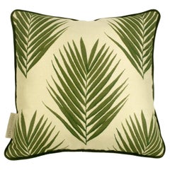 Coussin / oreiller à motif de feuille de bambou vert par Evolution21