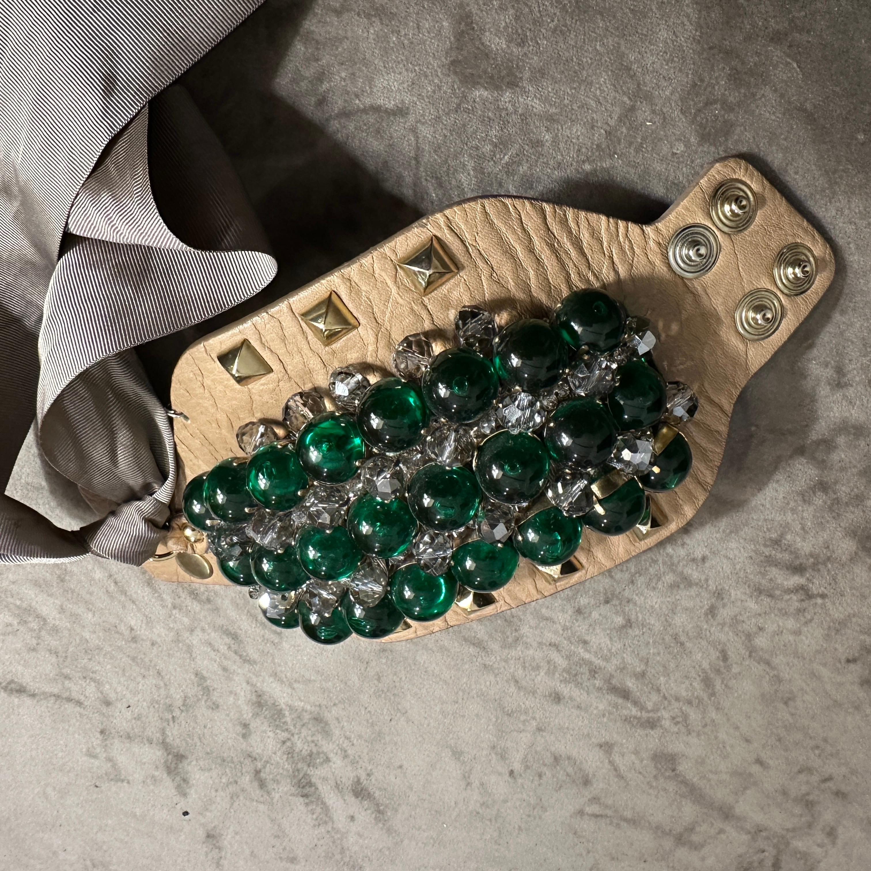 Contemporain Bracelet extravagant du 21e siècle par Gedebè en vente