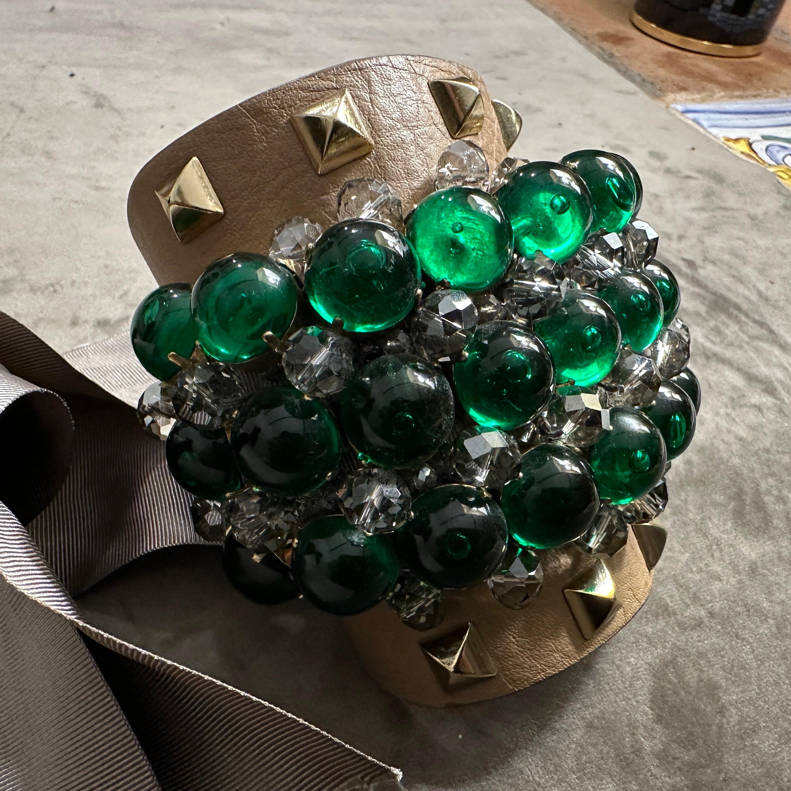Bracelet extravagant du 21e siècle par Gedebè Pour femmes en vente