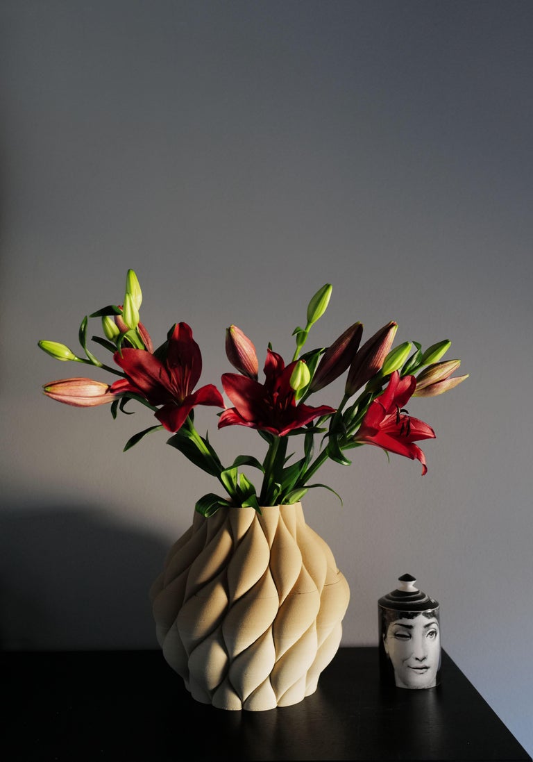 Contemporary 21st Century Fading Gradient Beige Ceramic Mumbai Vase Handcrafted, Italy For Sale