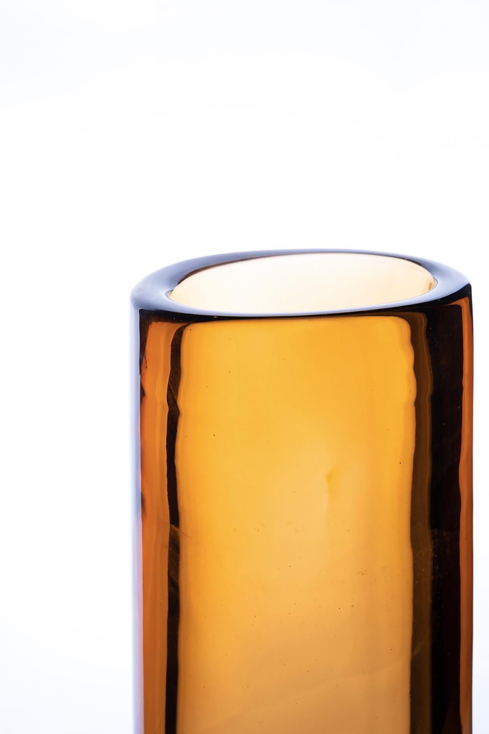 Italian 21st Century Federico Peri Cilindro Large Glossy Vase Murano Glass Honey For Sale