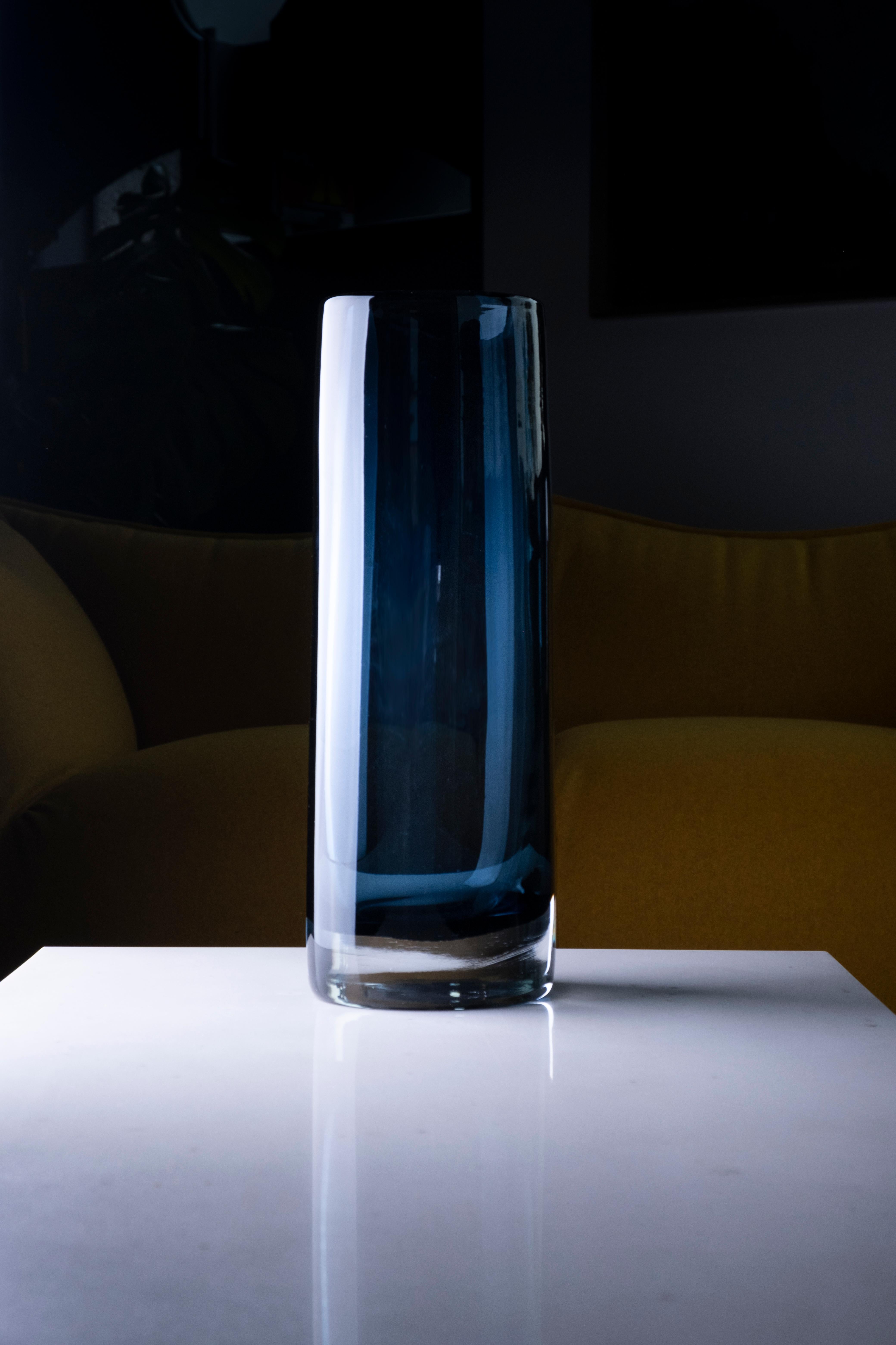 Italian 21st Century Federico Peri Cilindro Large Glossy Vase Murano Glass Deep Blue For Sale