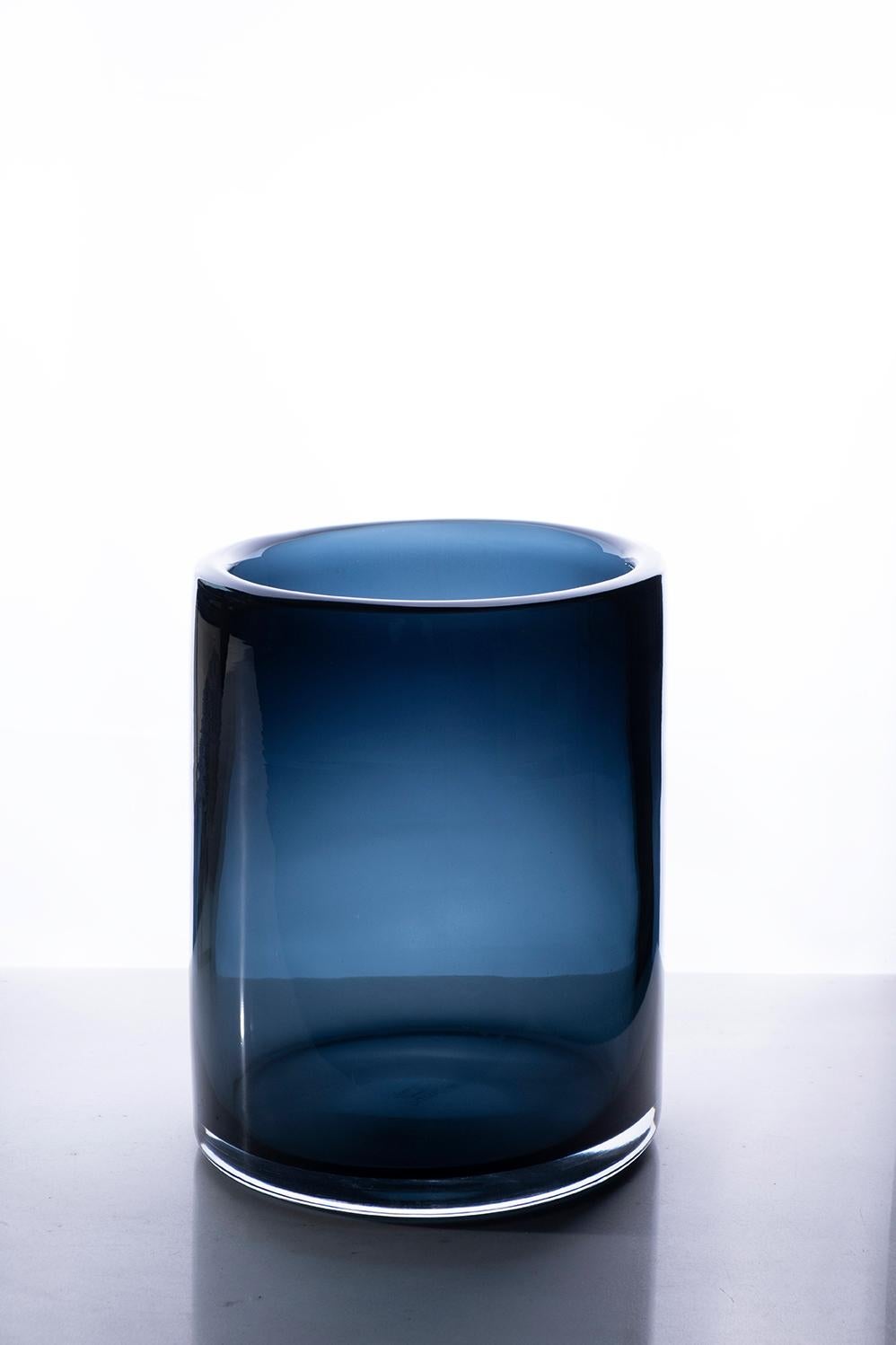Italian 21st Century Federico Peri Cilindro Small Glossy Vase Murano Glass Deep Blue For Sale