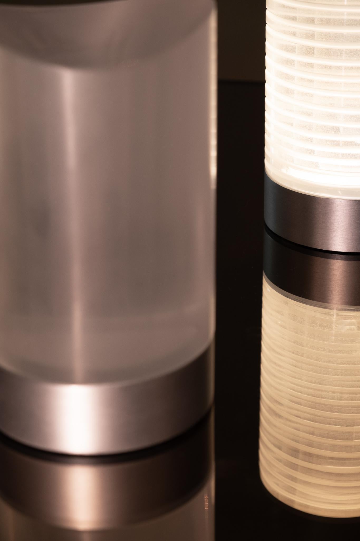 21. Jahrhundert 21. Jahrhundert, wiederaufladbare Muranoglas-Lampe, verschiedene Farben, Peri Haute im Angebot 4
