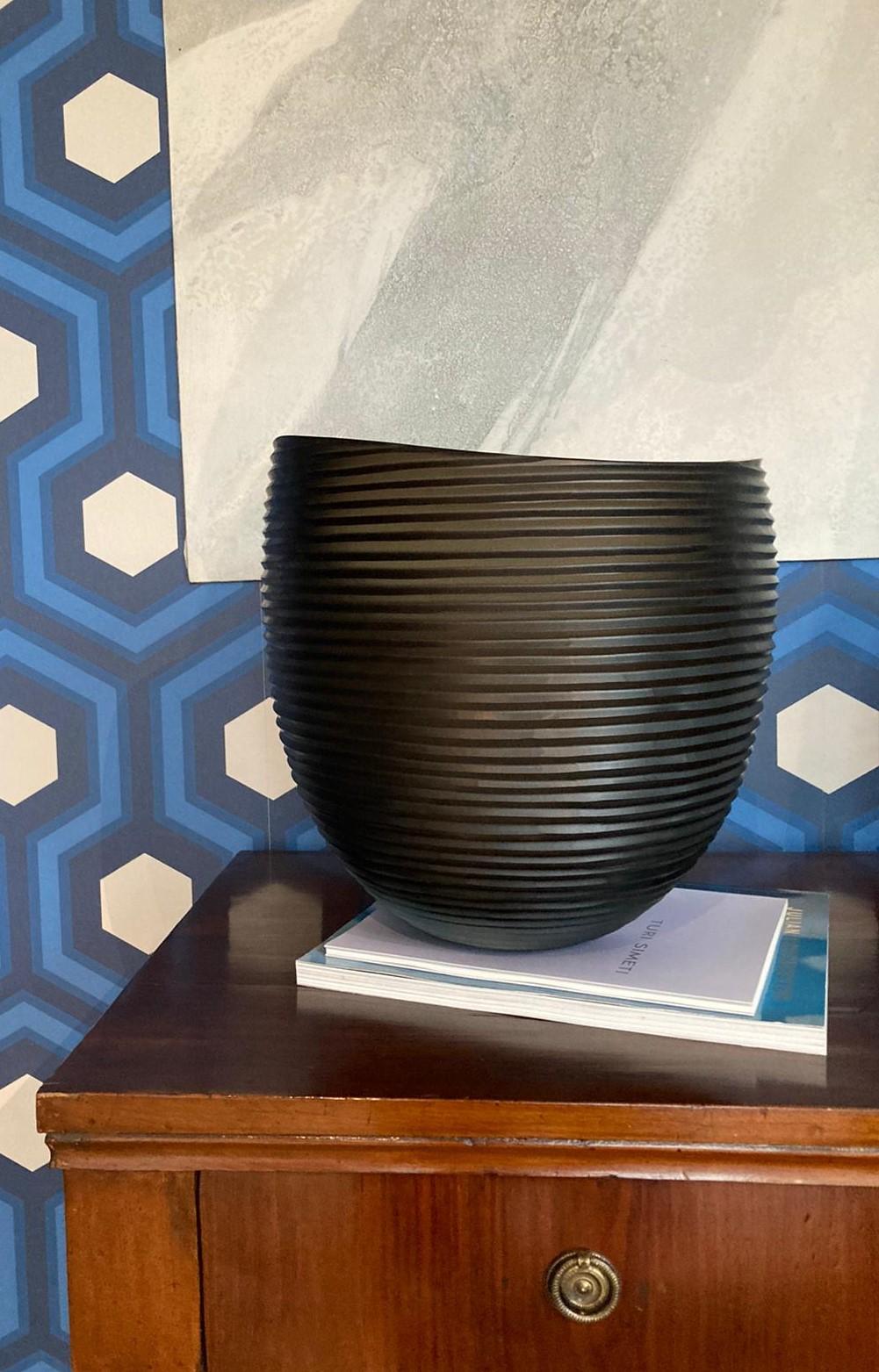 Contemporary 21st Century Federico Peri Linae Large Vase Murano Glass Smoke colour For Sale