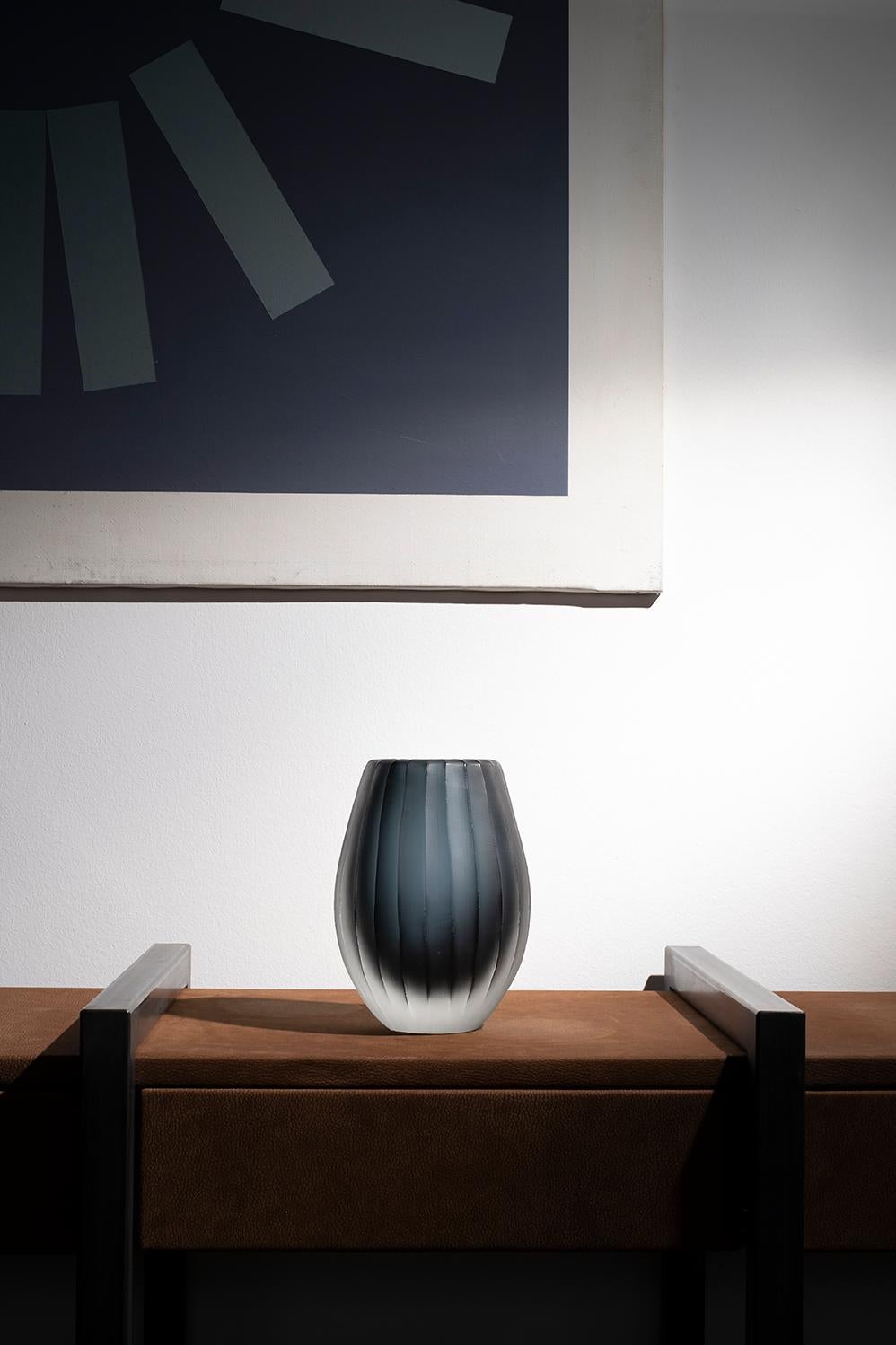 Mini-Vase aus Muranoglas, Tiefblau, 21. Jahrhundert, von Peri Linae (Italienisch) im Angebot