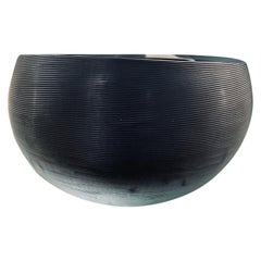 21. Jahrhundert 21. Jahrhundert Peri Linae Vase aus Muranoglas in tiefblauer Farbe