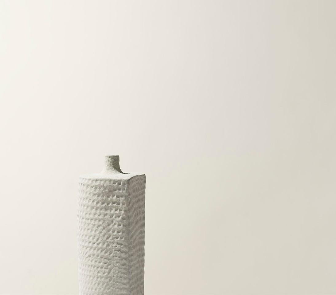 Italian 21st Century Flat Side White Matt Vase by Ceramica Gatti, designer A. Anastasio For Sale