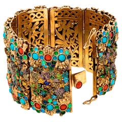 Bracelet en plaqué or avec fleurs, émaux de feu de jardin, turquoise et corail, XXIe siècle