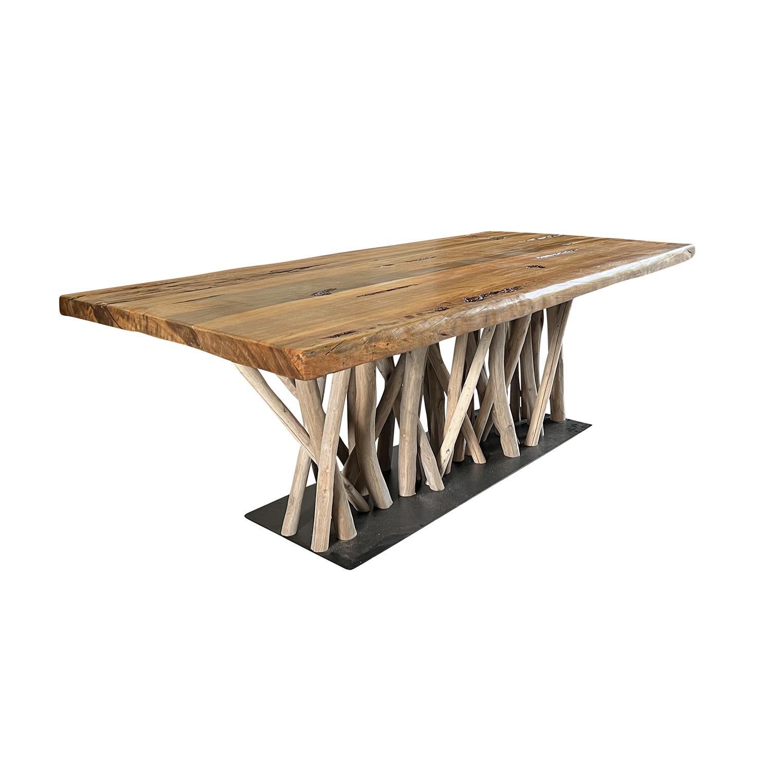 Table de salle à manger Dameba française du 21e siècle Bon état - En vente à West Palm Beach, FL