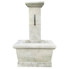Fontaine provenzale da parete in pietra calcarea del XXI secolo