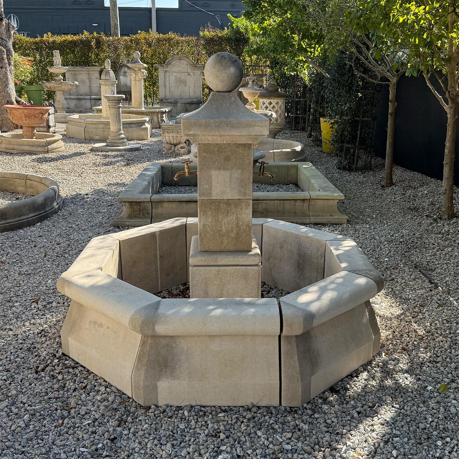 21st Century French Petite Octagonal Central Limestone Fountain In Good Condition For Sale In West Palm Beach, FL