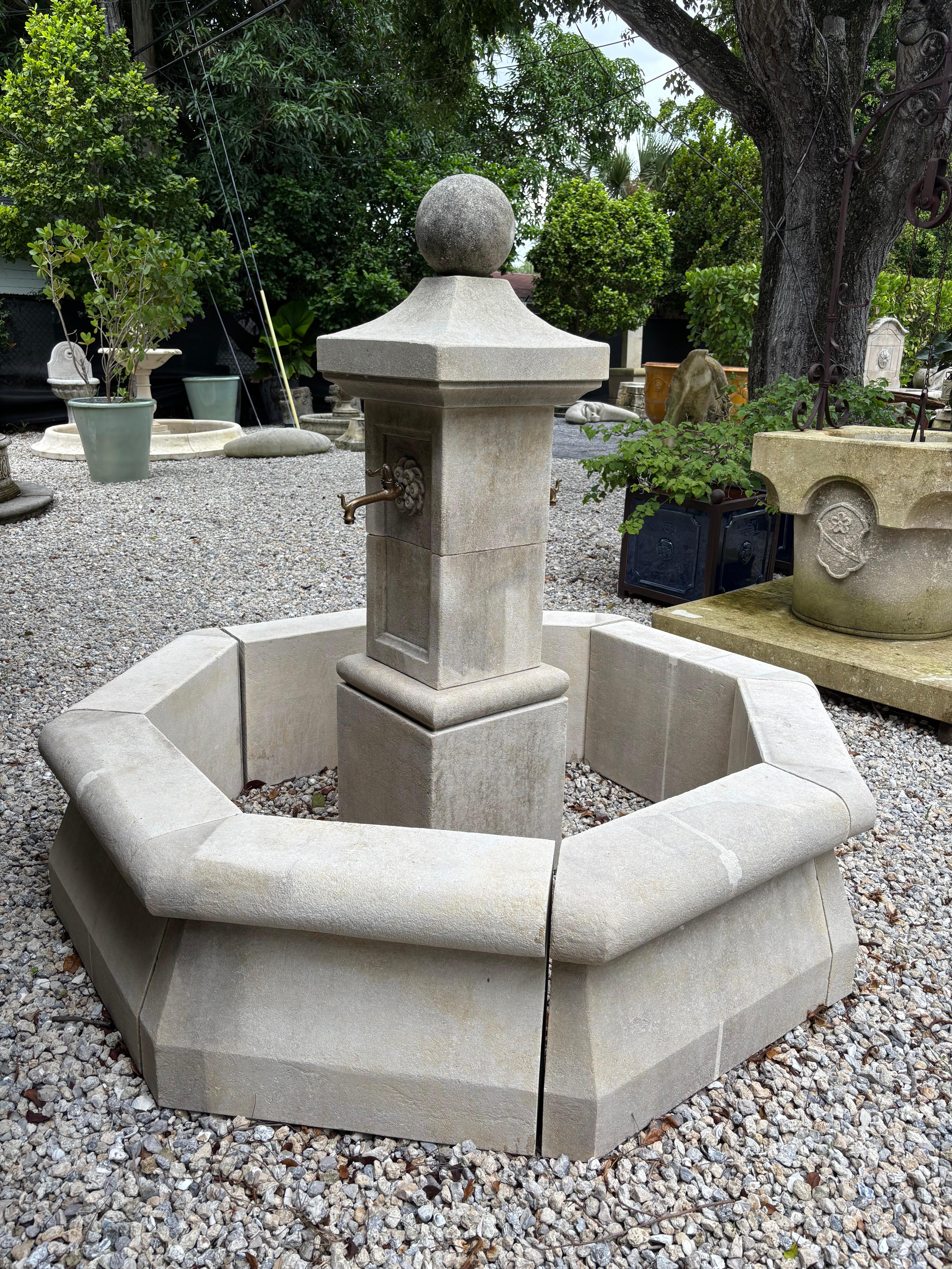 21st Century French Petite Octagonal Central Limestone Fountain For Sale 2