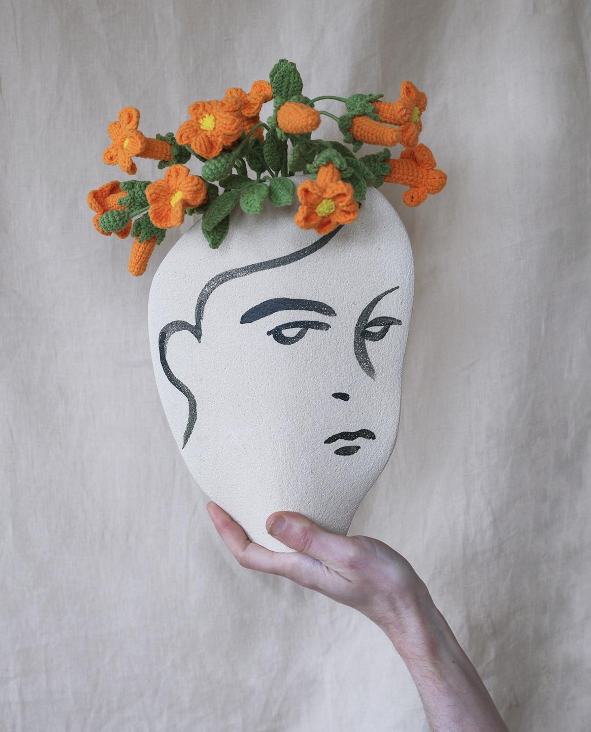 Minimalist 21st Century ‘Frida N°1’, in White Ceramic, Hand-Crafted in France For Sale