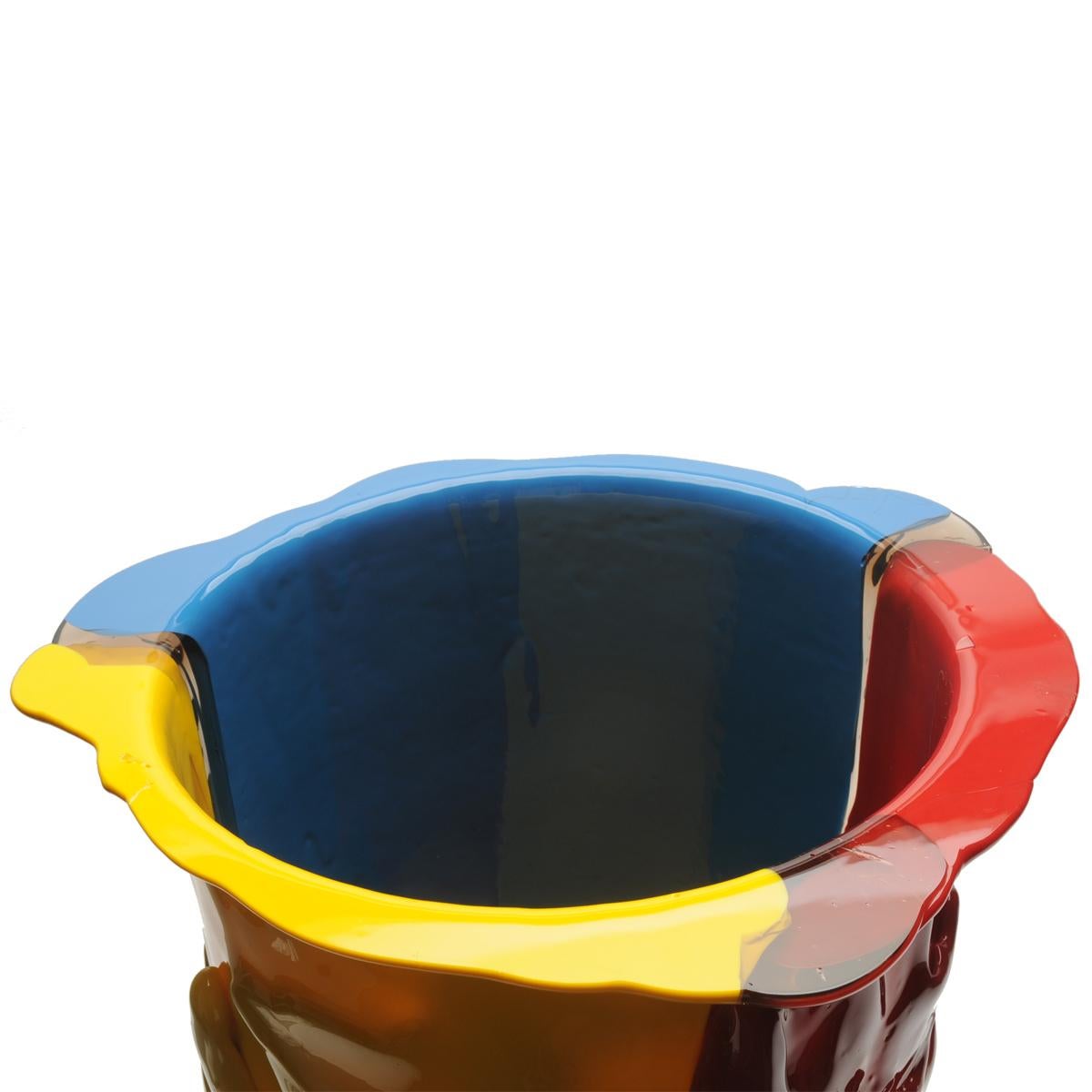 Résine 21ème siècle Vase Gaetano Pesce Amazonia en résine bleu, rouge et jaune en vente