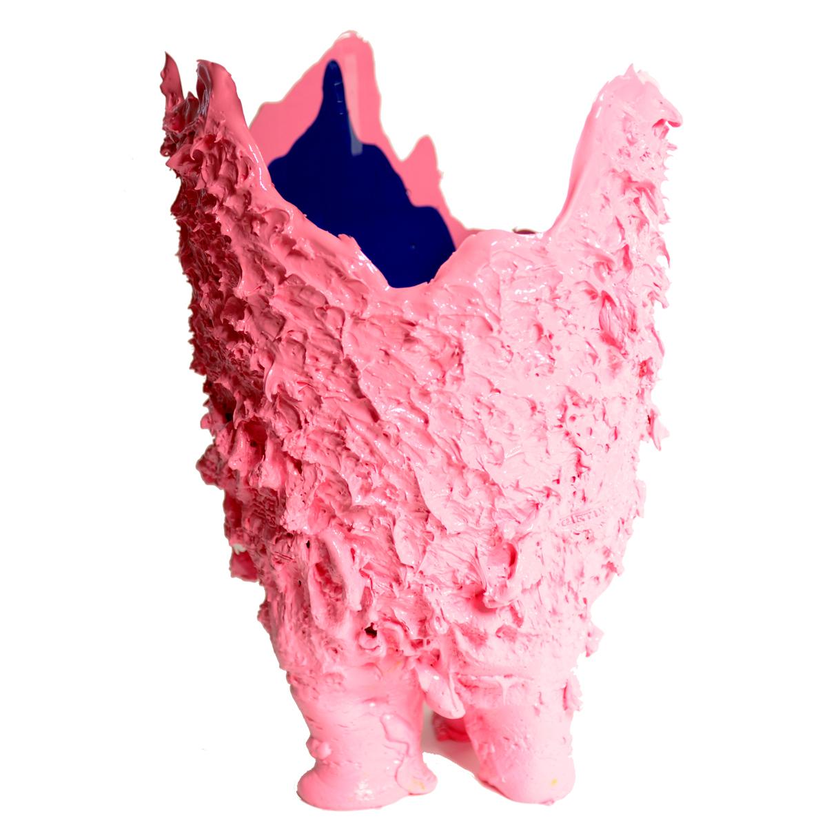 Lava vase, pink, blue
Vase in soft resin designed by Gaetano Pesce in 1995 for Fish Design collection.

Measures: M - ø 16cm x H 26cm

Other sizes available.
Vase in soft resin designed by Gaetano Pesce in 1995 for Fish Design collection. This