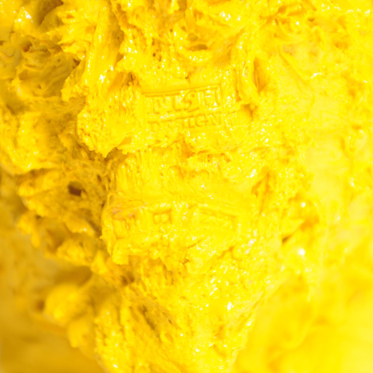 italien 21ème siècle Vase Gaetano Pesce Lava XL en résine jaune et bleu en vente