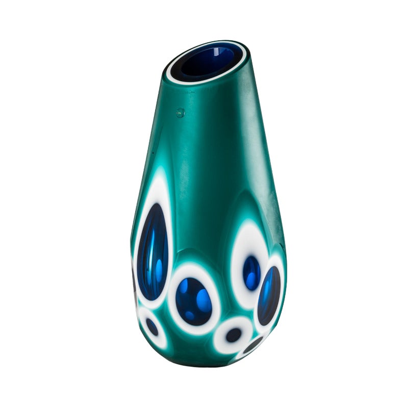 Vase Geodi du 21e sicle en aigue-marine/blanc laiteux/vert mince par Sonia Pedrazzini en vente