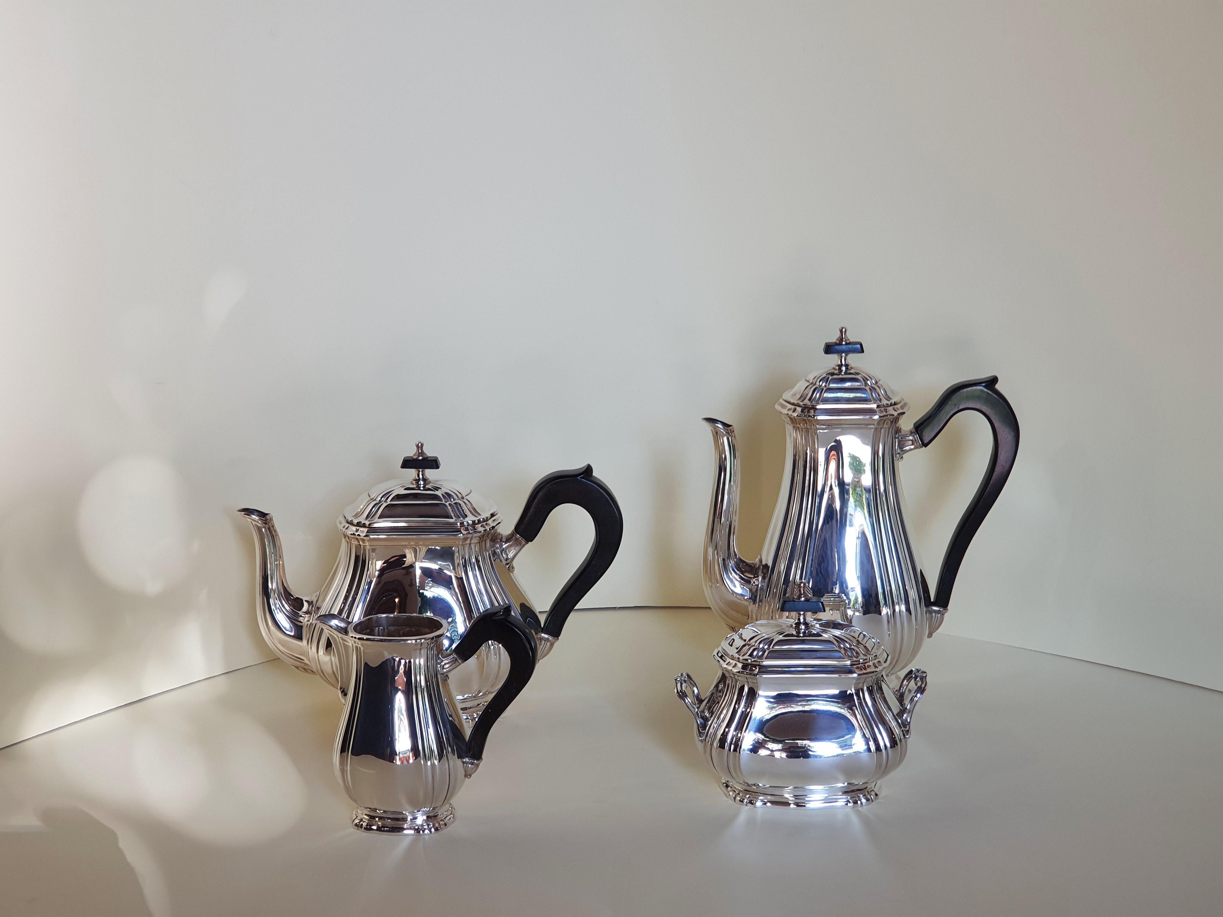 21st Century Georgian Style Sterling Silver Coffee and Tea Set, Italy, 2006 For Sale 3