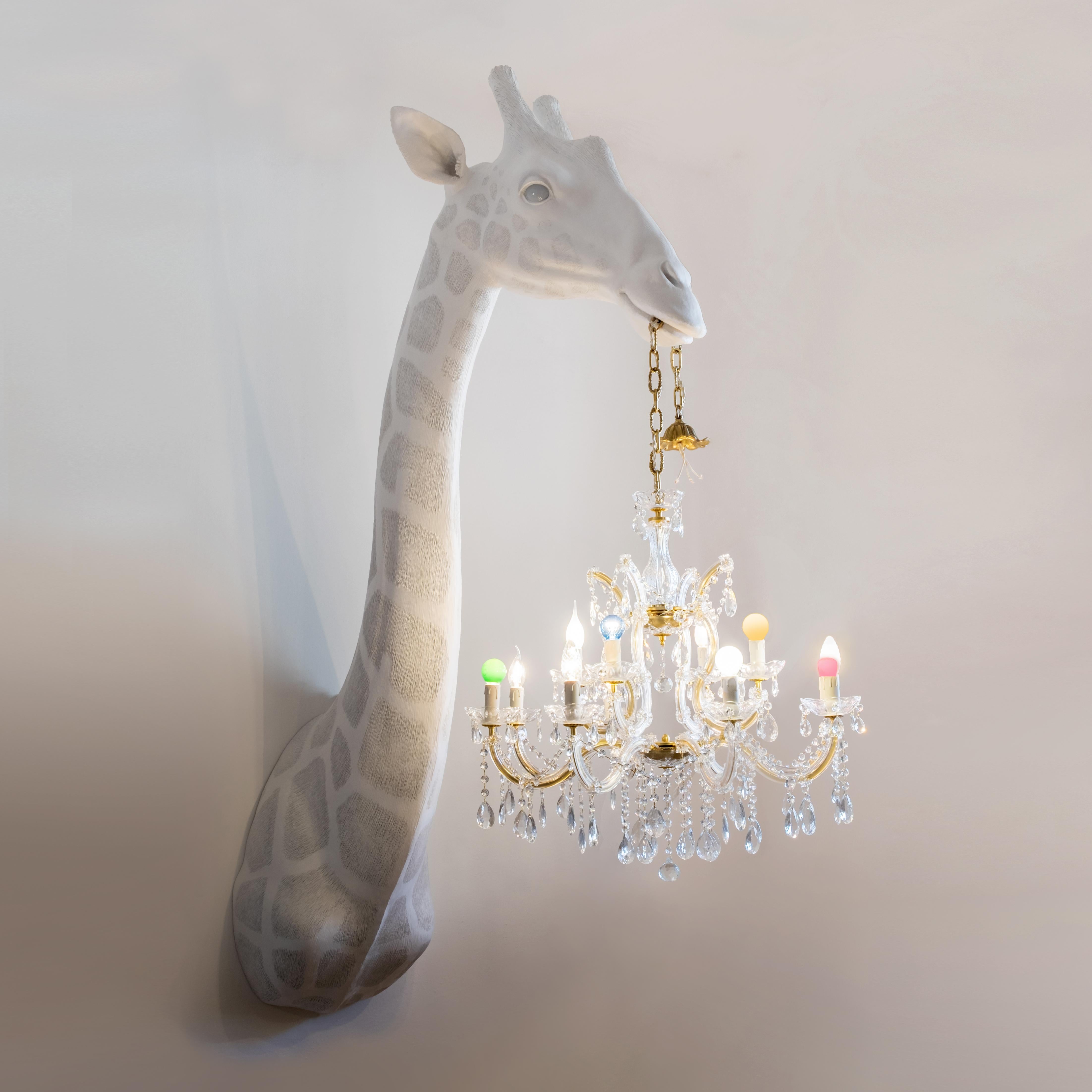Modern 21st Century Giraffe Lamp Light by Marcantonio, White Painted Fiberglass Resin For Sale