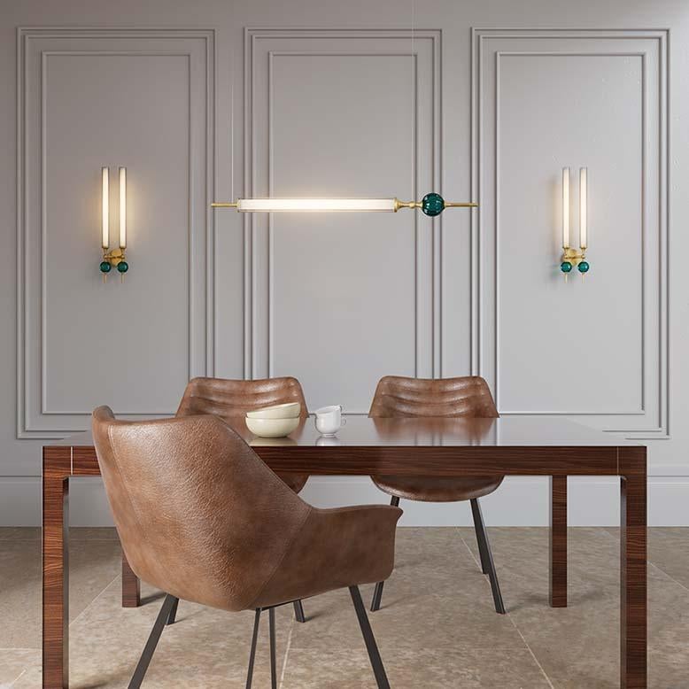 Sculpté à la main 21e siècle, applique en verre et en cristal en vente