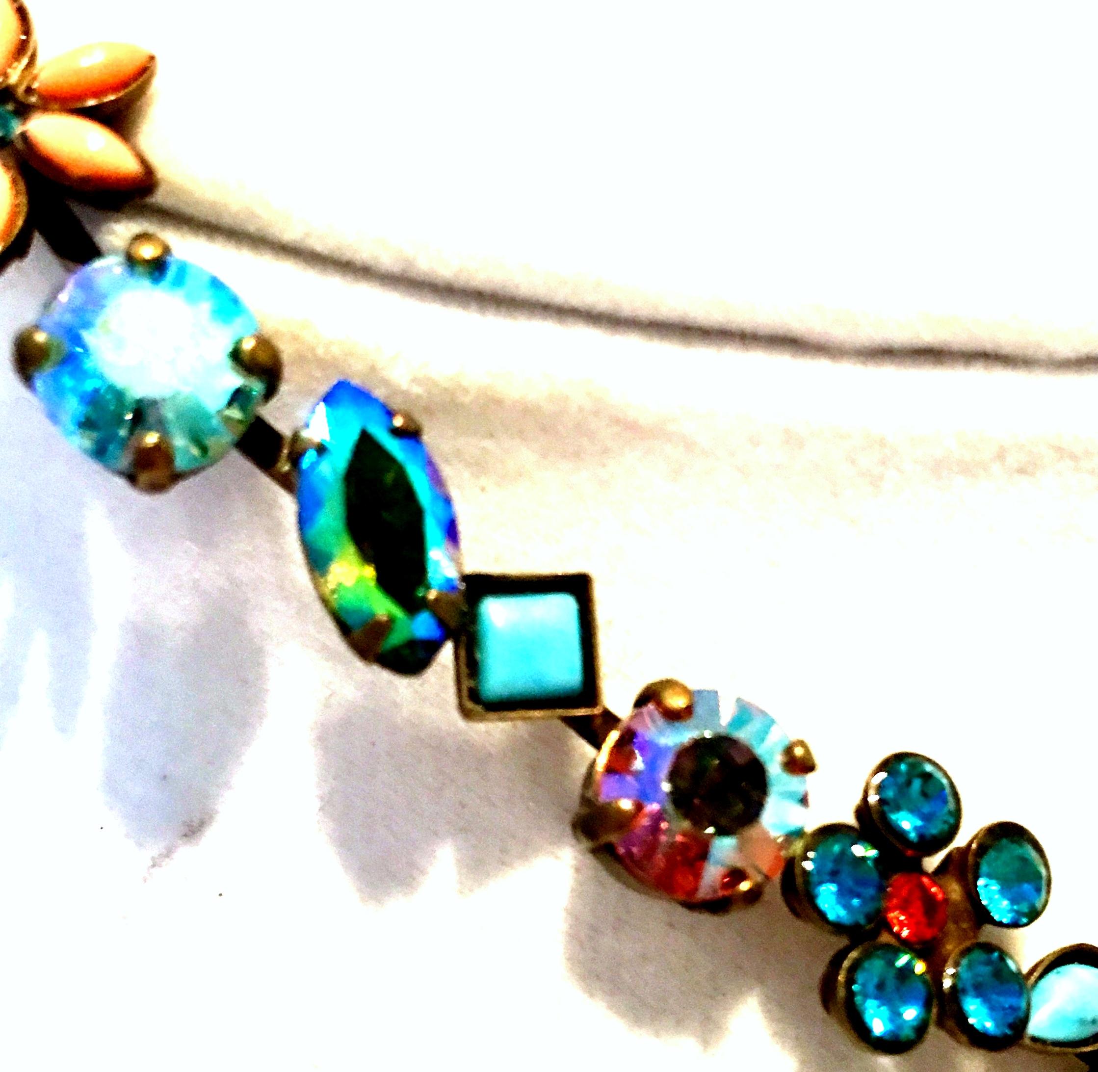 21st Century Gold Swarovski Crystal & Enamel Choker Necklace By, Sorrelli In Excellent Condition In West Palm Beach, FL