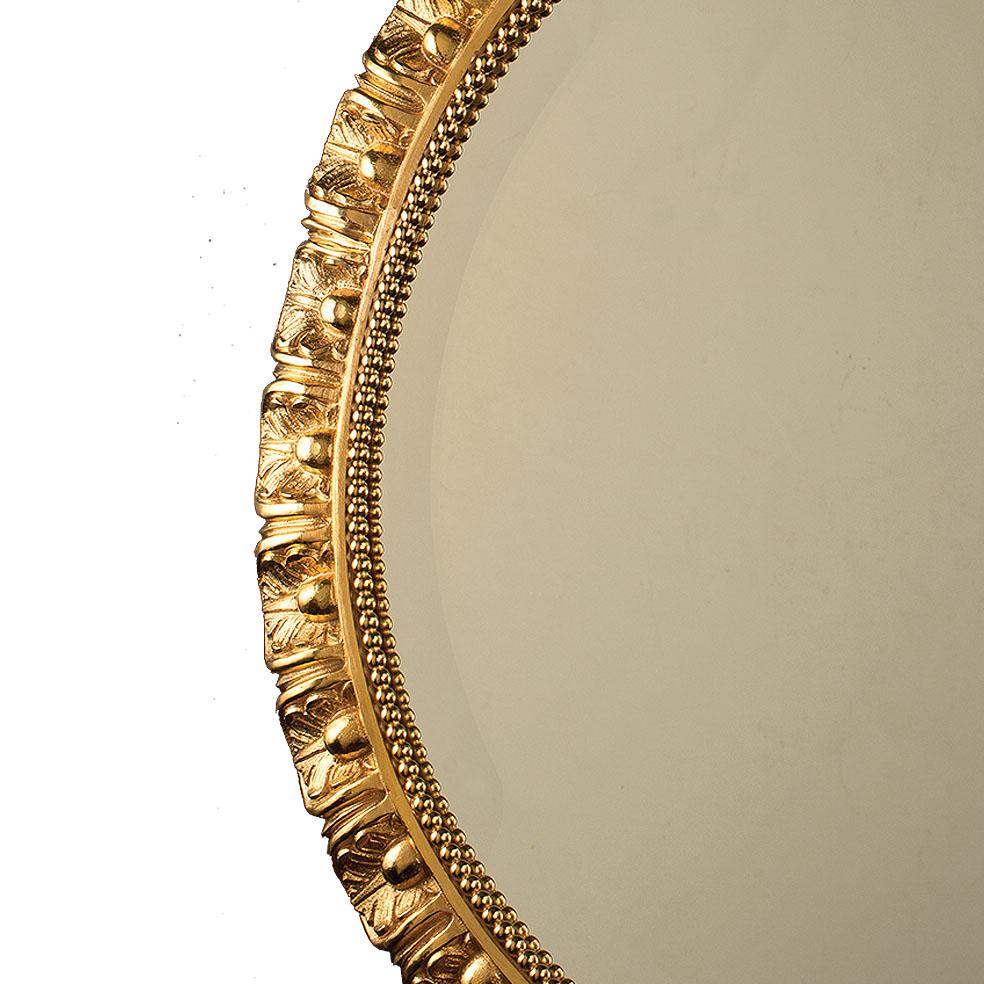 Louis XVI Miroir mural du 21e siècle en bronze doré en vente