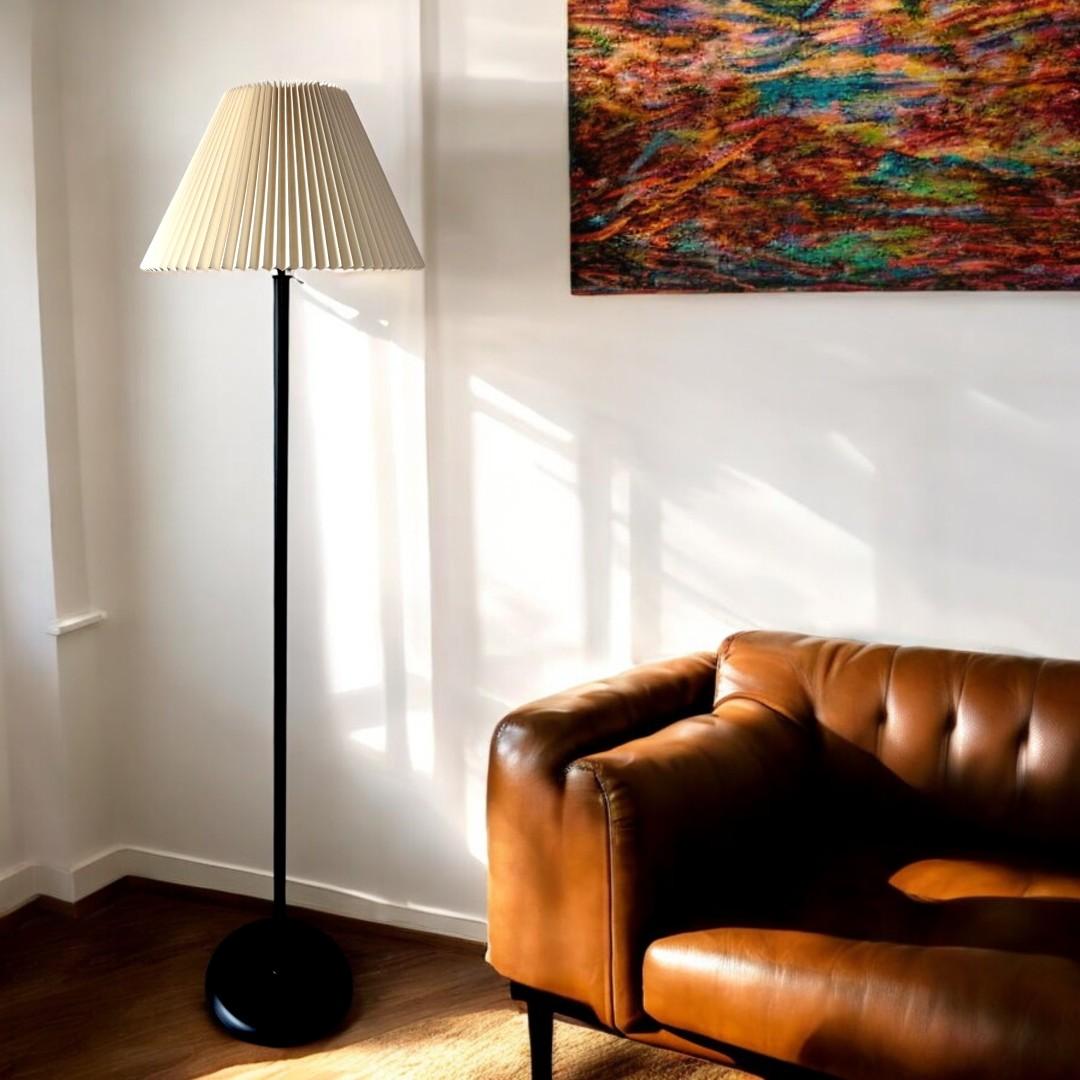 Fait main Lampadaire Golden Hour du 21e siècle en vente
