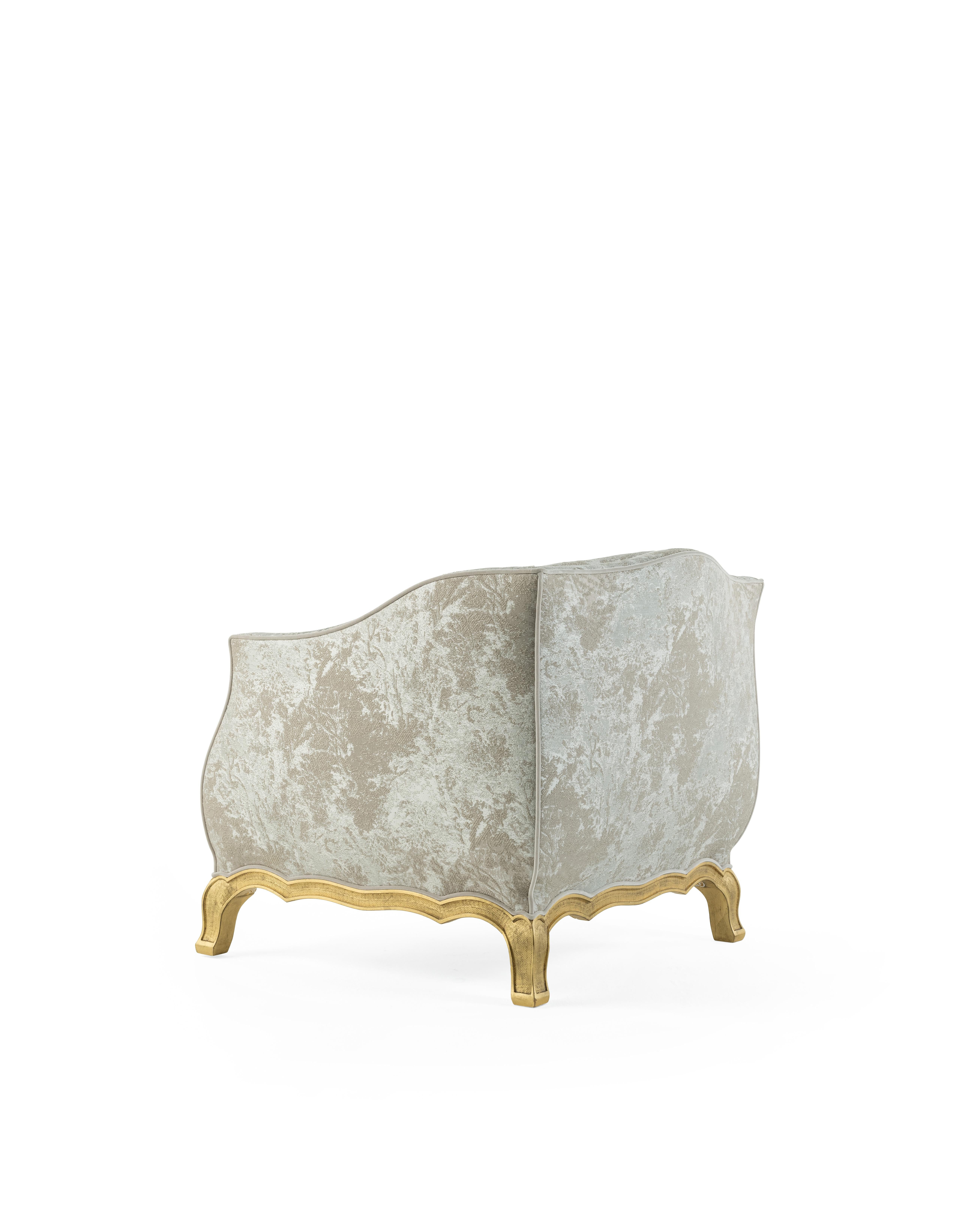Louis XVI 21st Century Grandcamée Armchair in Fabric with Gold Leaf Finishing For Sale