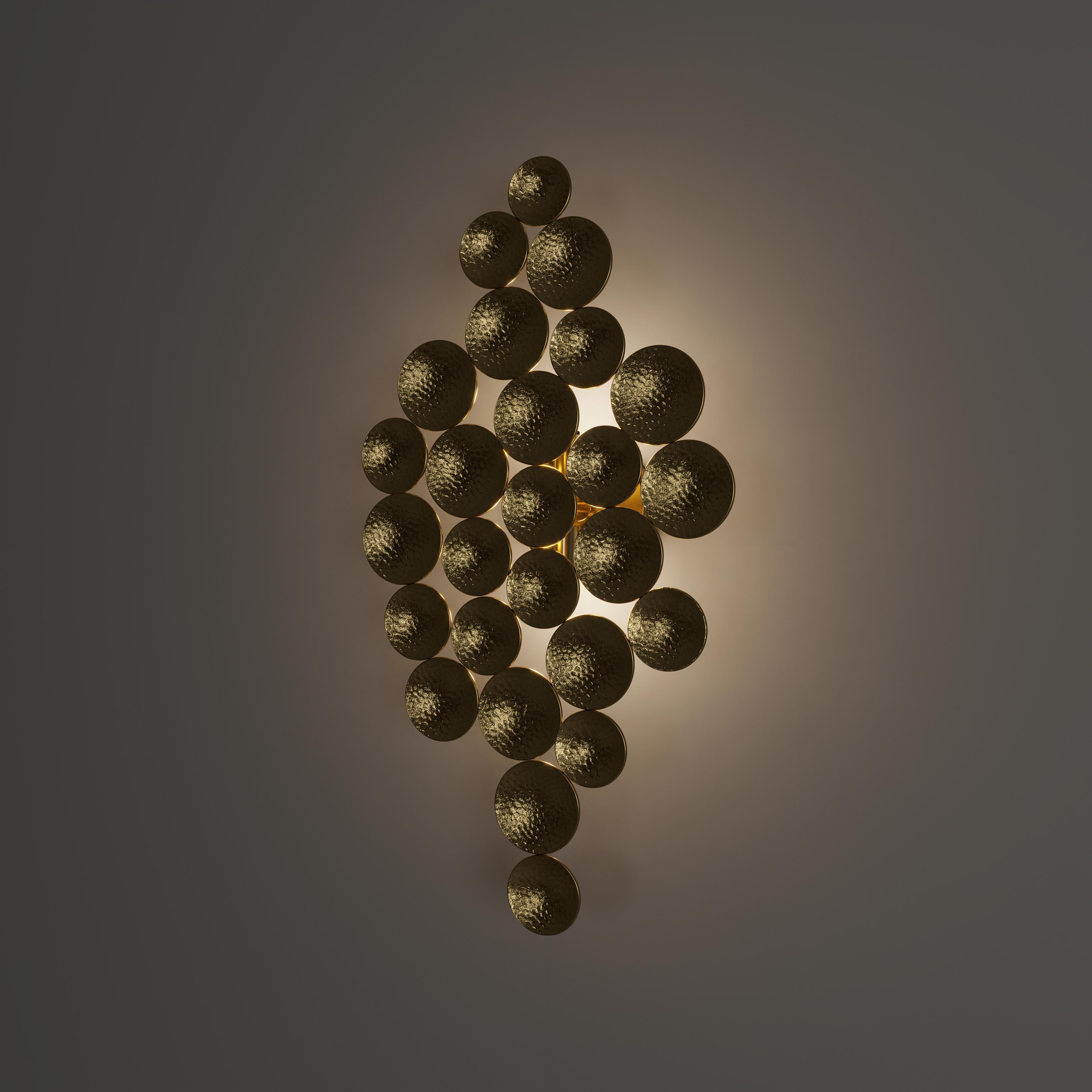 21st Century Grapes Wall Lamp Gold-Plated Brass Silk by Creativemary In New Condition For Sale In RIO TINTO, PT