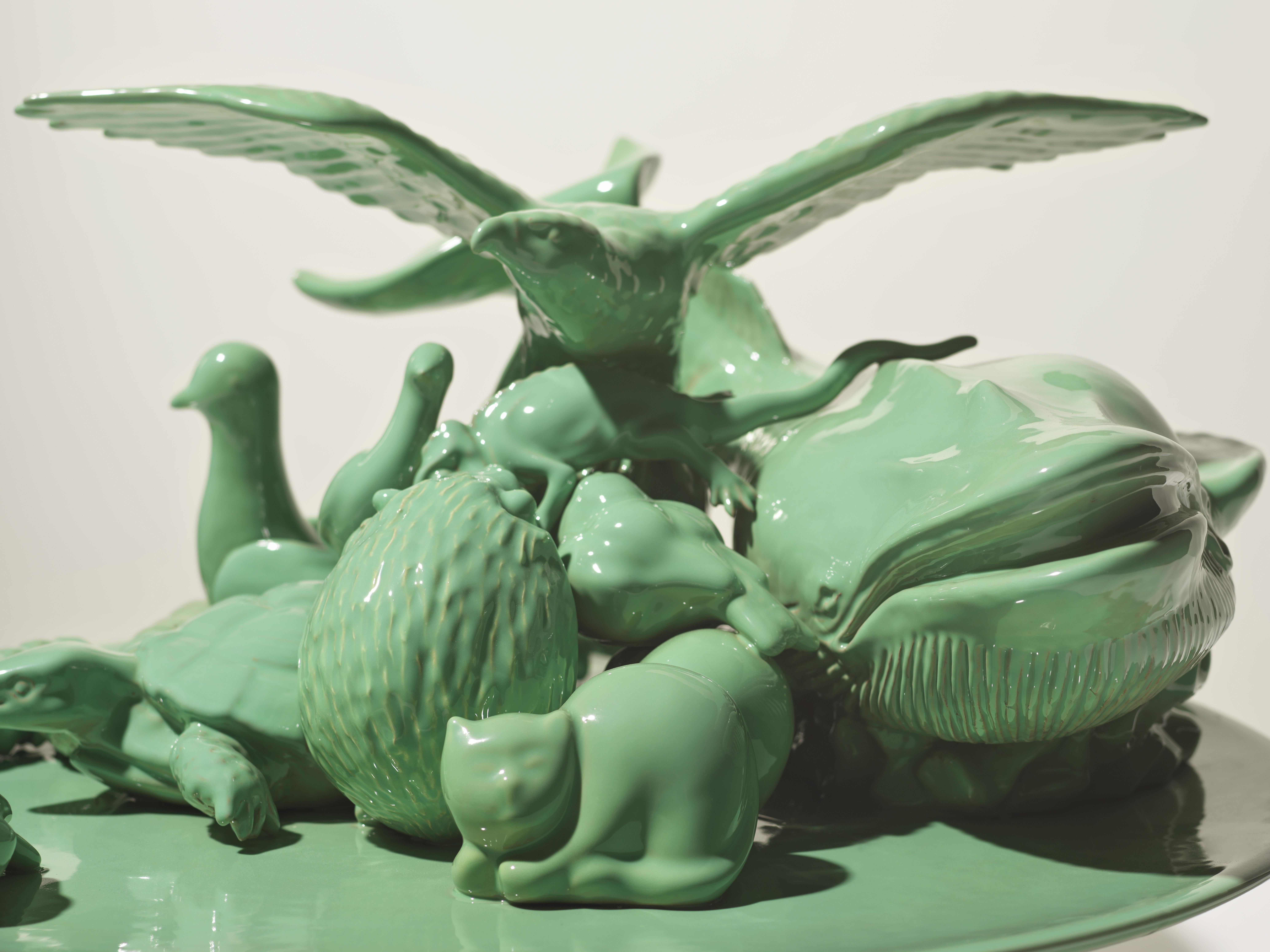 21st Century Italy.  Green Bear Sculpture Ceramica Gatti, designer A. Anastasio en Nuevo estado para la venta en Faenza, IT
