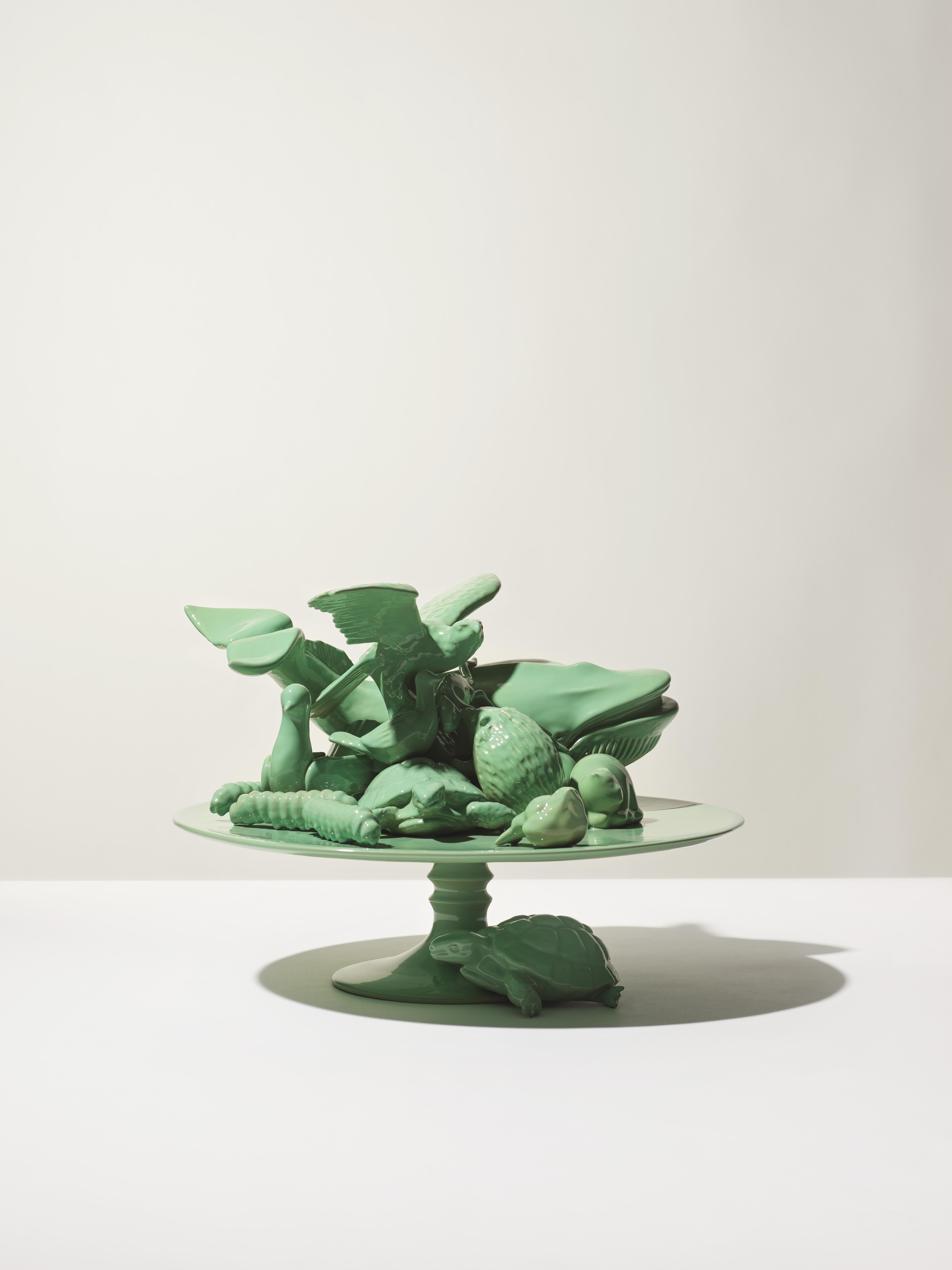 21st Century Italy.  Green Bear Sculpture Ceramica Gatti, designer A. Anastasio Cerámico en venta