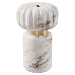 Hamphsire-Tischlampe aus gealtertem Messing und Alabaster, 21. Jahrhundert